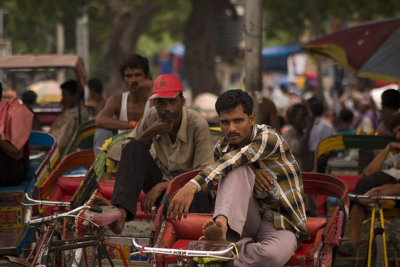 Rickshaw à l'arrêt